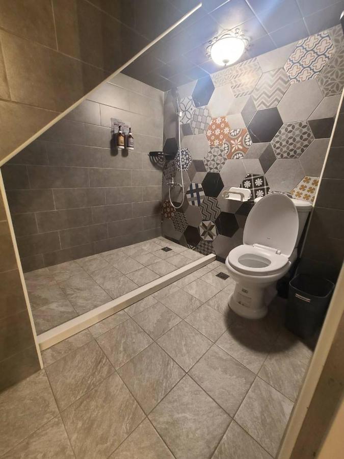 輕森嶼 Hotel Tainan Luaran gambar